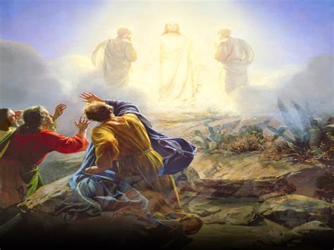  The Transfiguration of Christ: Glistening Gold and Haunting Hues